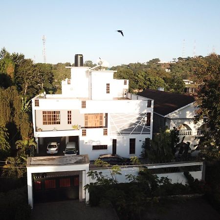 Arusha Royal Bed & Breakfast Exterior photo